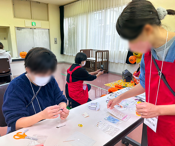 ハロウィングッズを作ってみよう